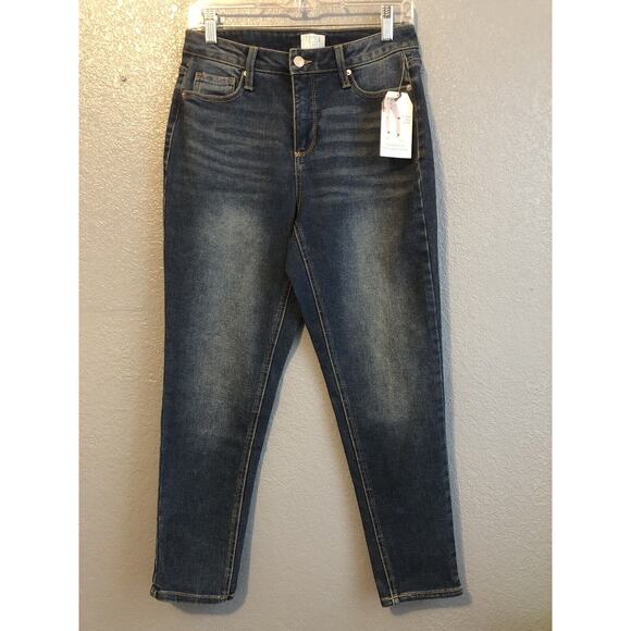 Time and Tru Denim - New Time And Tru Womens High Rise Mom Jeans Size 4 Regular Denim Dark Wash Pants